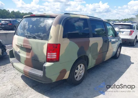 2010 Chrysler Town & Country Touring из США, поврежденный, VIN 2A4RR5D13AR348213